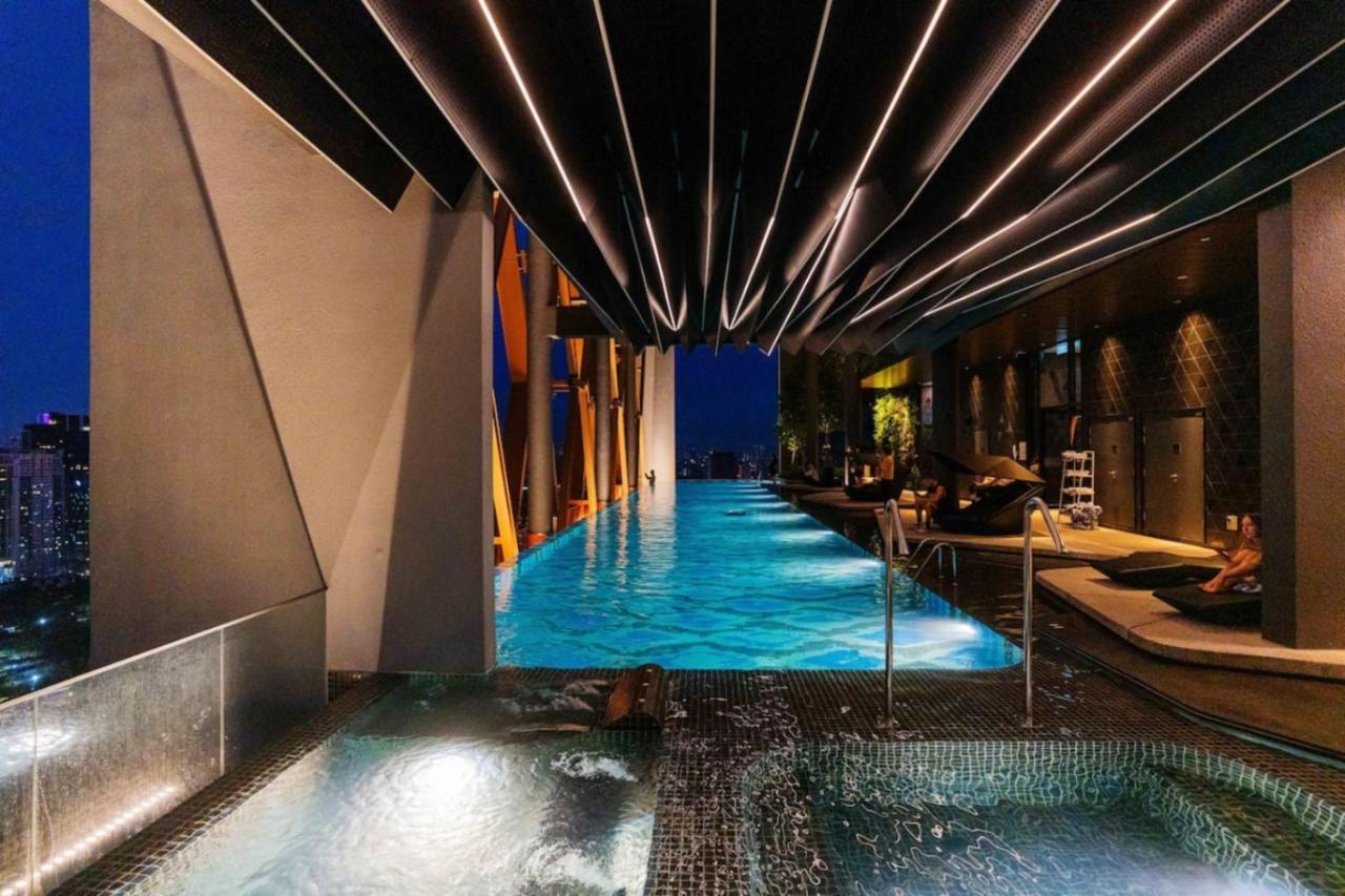 Scarletz Suites Klcc Twin Tower By Purple Orchid Kuala Lumpur Dış mekan fotoğraf