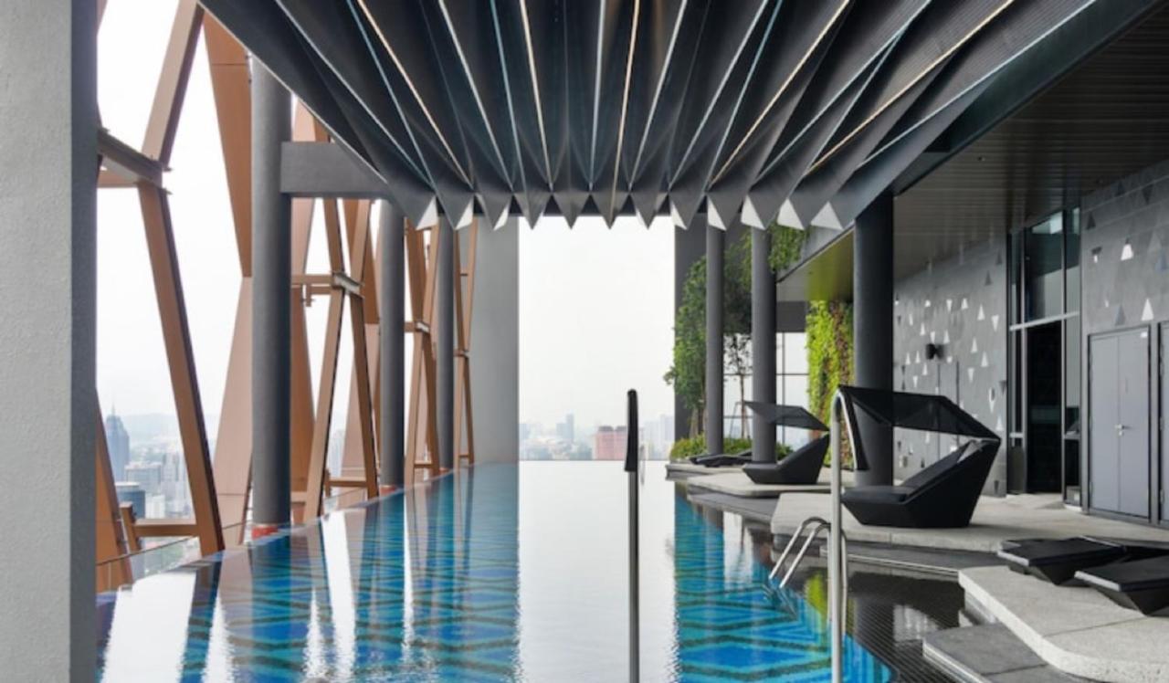 Scarletz Suites Klcc Twin Tower By Purple Orchid Kuala Lumpur Dış mekan fotoğraf