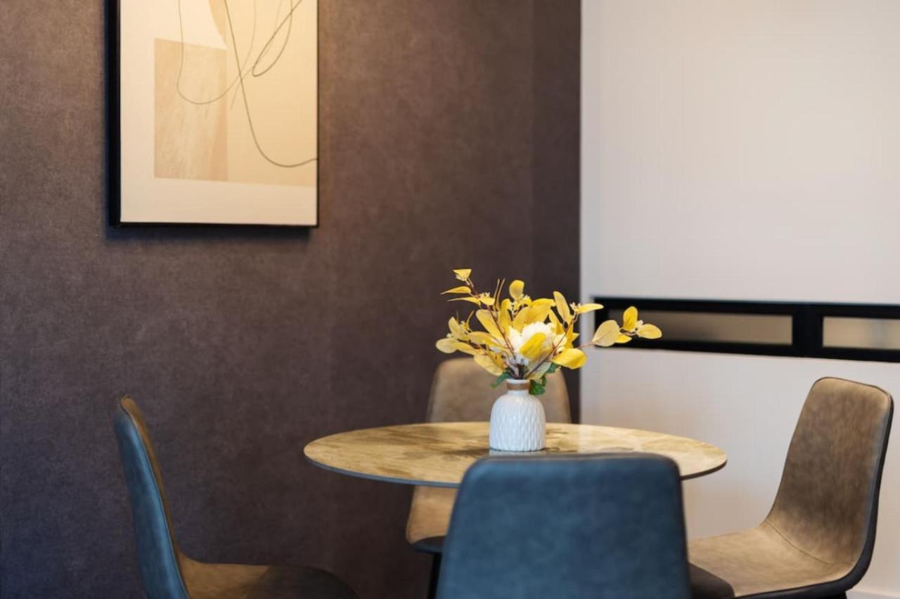 Scarletz Suites Klcc Twin Tower By Purple Orchid Kuala Lumpur Dış mekan fotoğraf