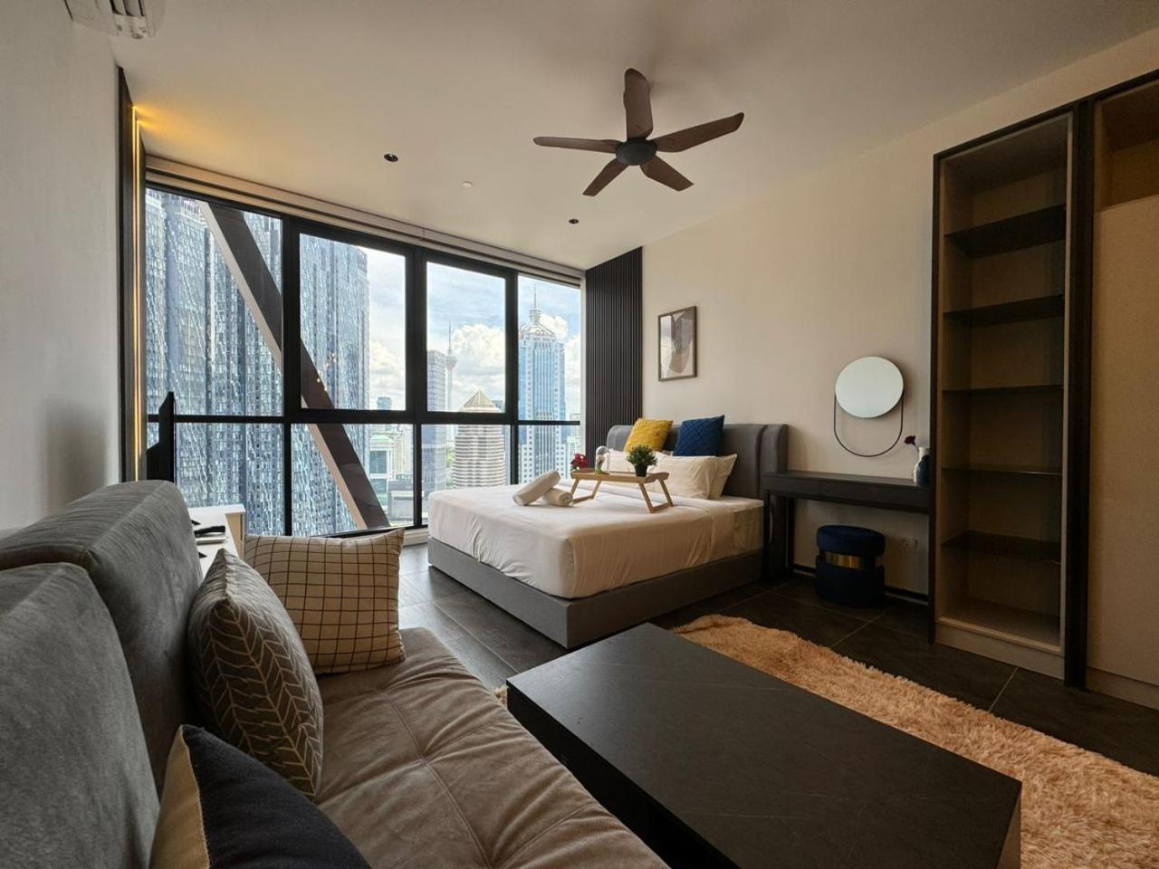 Scarletz Suites Klcc Twin Tower By Purple Orchid Kuala Lumpur Dış mekan fotoğraf