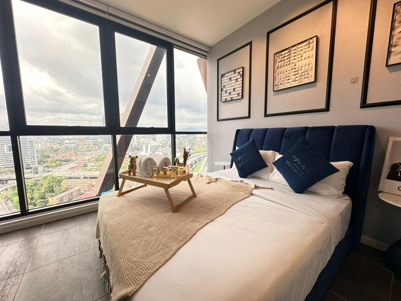 Scarletz Suites Klcc Twin Tower By Purple Orchid Kuala Lumpur Dış mekan fotoğraf